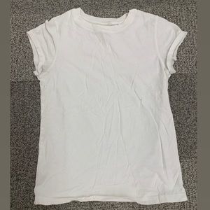 Universal thread Plain white tee shirt